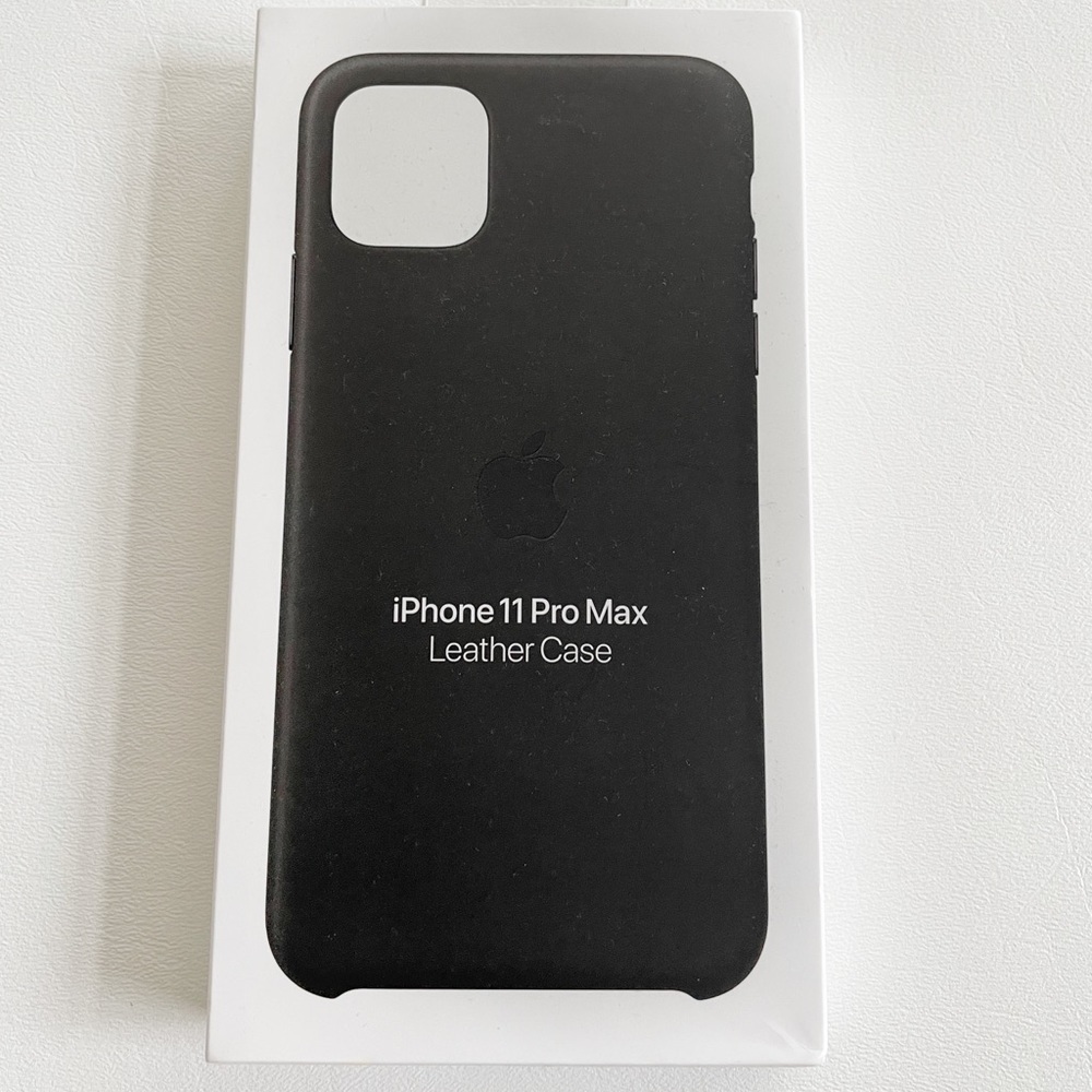 Apple iPhone 11 Pro Max Black Leather Phone Case